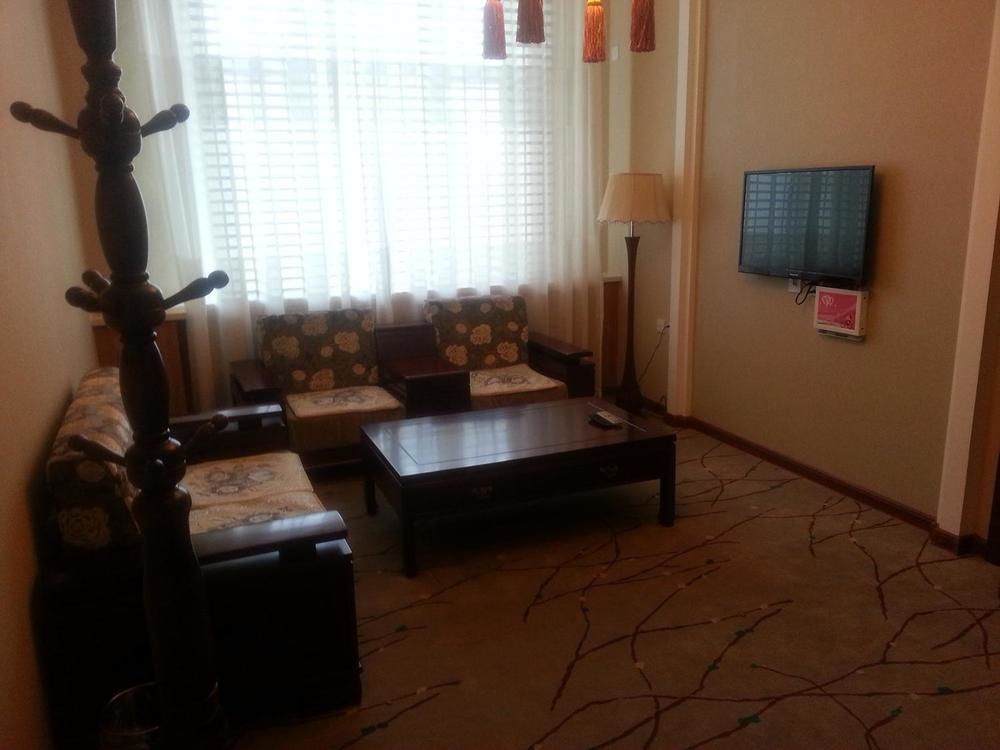 Lin Yuan Hotel Harbin Bagian luar foto