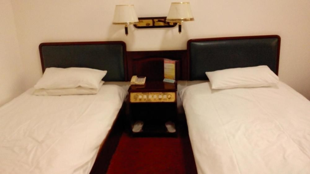 Lin Yuan Hotel Harbin Bagian luar foto