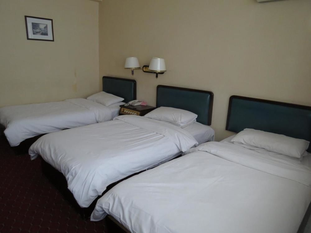 Lin Yuan Hotel Harbin Bagian luar foto